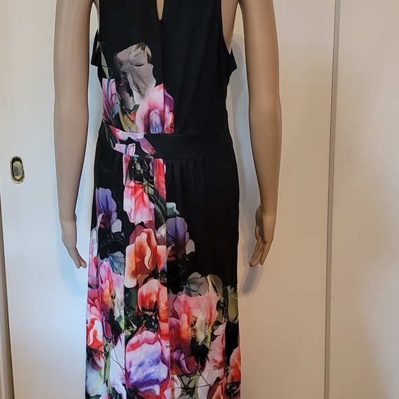 Floral floor length dress - Picture 11 of 14